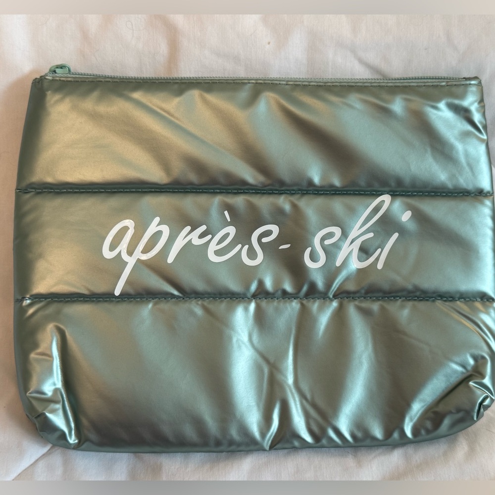 Metallic Seafoam Green Zippered Puffer Clutch